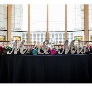 Wooden Mr & Mrs Silver Glitter Stand Sign Wedding Decor Sweetheart Table